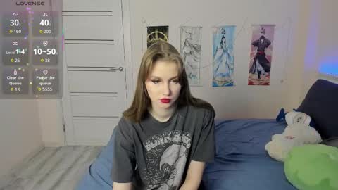Snapshot of jorroger chatting on 10-08-25, 02:53 Mila online show from 10-08-25, 02:53