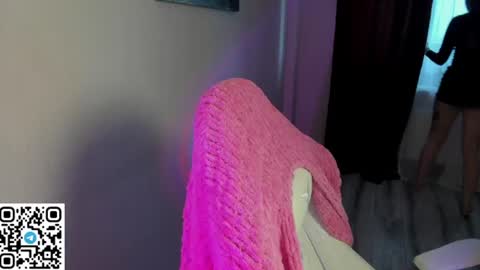 Snapshot of jorroger chatting on 07-04-26, 03:56 Mila online show from 07-04-26, 03:56