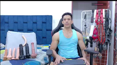 jose_rumbero91 online show from 04-21-26, 02:51