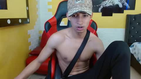 Snapshot of jose_sexycumm chatting on 09-11-25, 07:14 jose_sexycumm online show from 09-11-25, 07:14