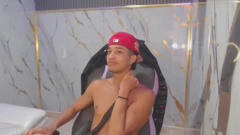 Snapshot of jose_sexycumm chatting on 09-17-25, 07:04 jose_sexycumm online show from 09-17-25, 07:04