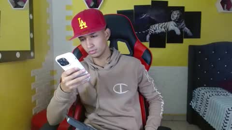 Snapshot of jose_sexycumm chatting on 10-23-25, 08:29 jose_sexycumm online show from 10-23-25, 08:29