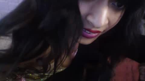 Josefa Lasumi  online show from 11-29-25, 07:28