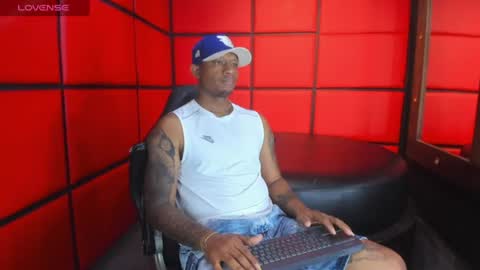 Snapshot of josep_ston2 chatting on 07-26-26, 11:22 ---Josep--- online show from 07-26-26, 11:22