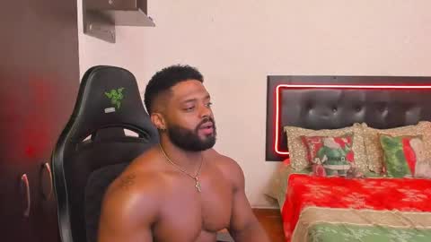 Snapshot of joseph_palacios chatting on 12-20-25, 01:45 joseph palacios online show from 12-20-25, 01:45