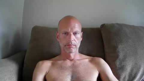 Snapshot of joshking2017 chatting on 07-12-26, 02:52 joshking2017 online show from 07-12-26, 02:52