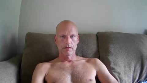 Snapshot of joshking2017 chatting on 07-23-26, 07:01 joshking2017 online show from 07-23-26, 07:01