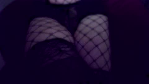 Sissy with shrunken little clitty online show from 10-13-25, 01:27