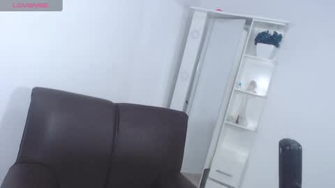 Snapshot of jositarousell chatting on 02-06-25, 09:38 Josita rousell INSTAGRAM majoestupy online show from 02-06-25, 09:38