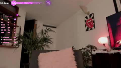 josephine   independent model    online show from 03-06-25, 10:36