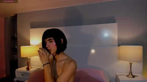 Snapshot of jostyn_rous chatting on 06-02-26, 12:29 Jostyn Rous online show from 06-02-26, 12:29