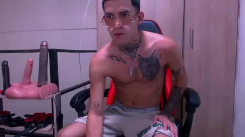 josue_linares online show from 03-20-26, 06:18