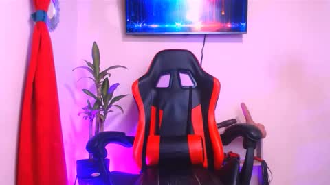 josue_linares online show from 06-04-26, 07:58