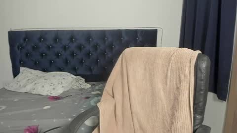 Snapshot of josy_11 chatting on 05-05-26, 03:58 josy online show from 05-05-26, 03:58