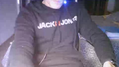 Snapshot of jovenduro84 chatting on 12-22-25, 07:38 jovenduro84 online show from 12-22-25, 07:38