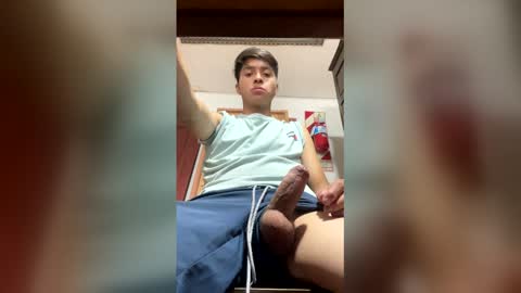 Snapshot of jovenlindo2002 chatting on 04-01-26, 01:41 Fran online show from 04-01-26, 01:41