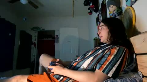 Joy3100 online show from 10-05-25, 01:37