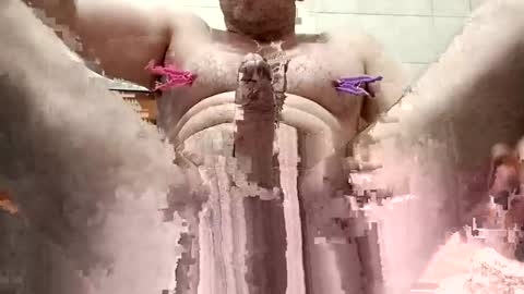 Snapshot of joy8motion chatting on 01-19-25, 01:10 Willy Wild online show from 01-19-25, 01:10