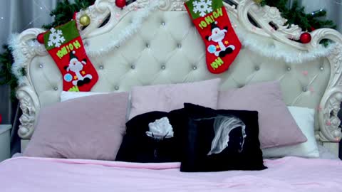 Snapshot of joybarker chatting on 12-23-24, 02:07 Joy Barker online show from 12-23-24, 02:07