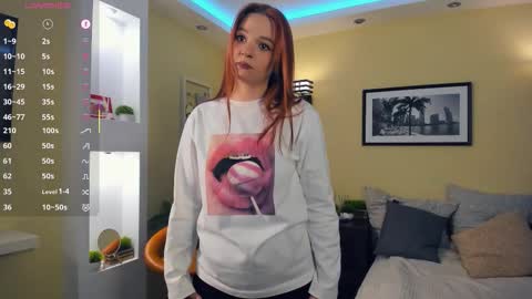 Snapshot of joyce_energy chatting on 12-15-25, 09:35 Joyce online show from 12-15-25, 09:35