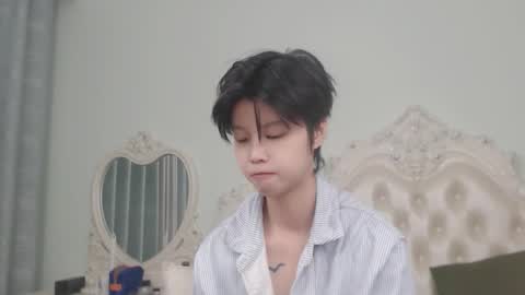 Snapshot of joycekay chatting on 10-11-25, 02:04 joycekay online show from 10-11-25, 02:04