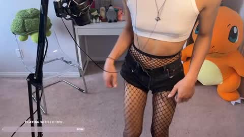 Snapshot of joystickjackie chatting on 09-23-25, 06:44 Jackie Joy online show from 09-23-25, 06:44