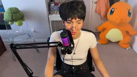 Snapshot of joystickjackie chatting on 01-12-26, 05:51 Jackie Joy online show from 01-12-26, 05:51