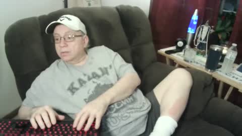 Snapshot of jpmel99 chatting on 01-12-25, 01:21 jpmel99 online show from 01-12-25, 01:21