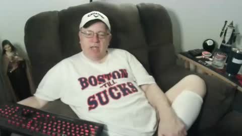 Snapshot of jpmel99 chatting on 10-26-25, 12:49 jpmel99 online show from 10-26-25, 12:49