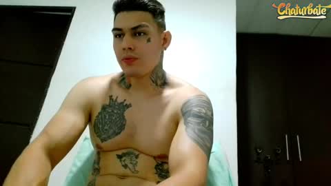 Snapshot of jq401055 chatting on 05-02-26, 12:15 Jaxxx67 online show from 05-02-26, 12:15