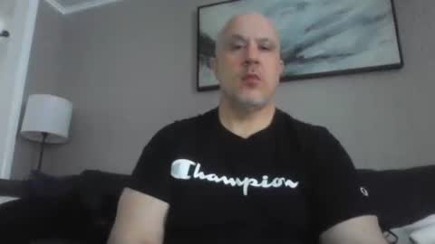 Snapshot of jr1871 chatting on 02-21-26, 02:07 jr1871 online show from 02-21-26, 02:07