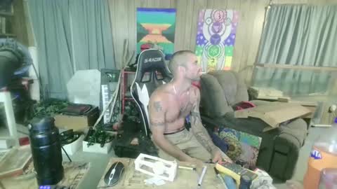 jrizzle1111 online show from 10-05-25, 03:49