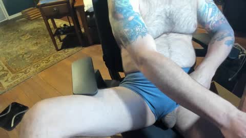 Snapshot of jsimon04 chatting on 12-23-24, 03:01 jsimon04 online show from 12-23-24, 03:01