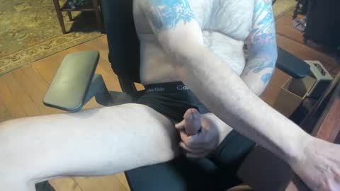 Snapshot of jsimon04 chatting on 01-31-25, 03:11 jsimon04 online show from 01-31-25, 03:11