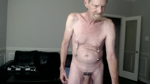 Snapshot of jtull52 chatting on 01-11-26, 12:04 jtull52 online show from 01-11-26, 12:04