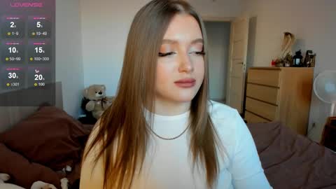 Julia and Julia online show from 02-19-25, 02:34