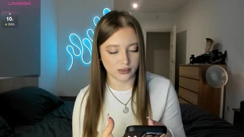 Julia and Julia online show from 11-06-25, 02:07