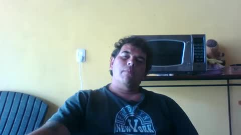 Snapshot of juan1019rosa chatting on 03-10-25, 02:37 ronaldo online show from 03-10-25, 02:37