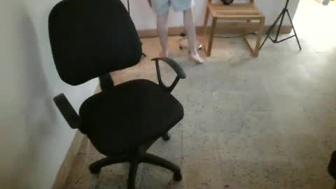 Snapshot of juan235665 chatting on 07-04-26, 06:03 juan235665 online show from 07-04-26, 06:03