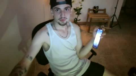 Snapshot of juan235665 chatting on 07-06-26, 03:36 juan235665 online show from 07-06-26, 03:36