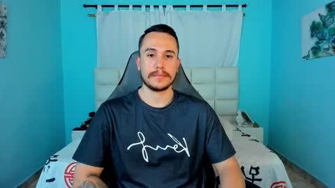 Juan online show from 02-01-26, 01:48