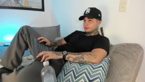 Snapshot of juan_alvarez18 chatting on 09-13-25, 03:17 juan_alvarez18 online show from 09-13-25, 03:17