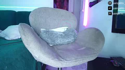 Snapshot of juan_angel69 chatting on 09-30-25, 07:46 juan angel online show from 09-30-25, 07:46