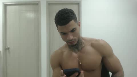 Snapshot of juan_gomez_1 chatting on 12-19-24, 10:13 juan_gomez_1 online show from 12-19-24, 10:13