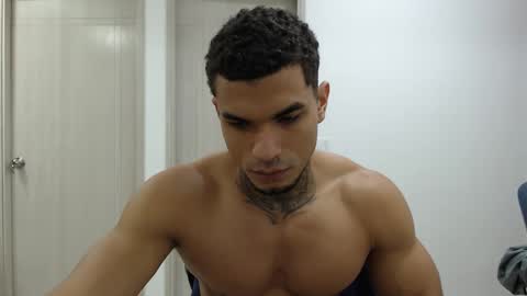 Snapshot of juan_gomez_1 chatting on 02-08-25, 11:55 juan_gomez_1 online show from 02-08-25, 11:55