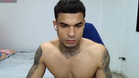 juan_gomez_1 online show from 05-26-26, 02:29