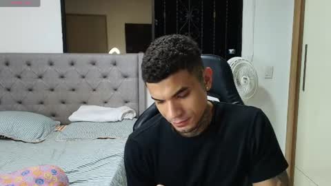 juan_gomez_1 online show from 06-27-26, 03:55