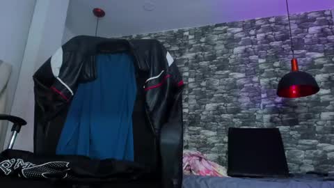 Snapshot of juan_jsmith chatting on 02-21-25, 03:32 juan_jsmith online show from 02-21-25, 03:32