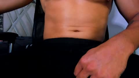 juan_jsmith online show from 05-19-26, 01:56