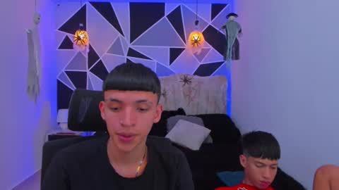 JuanSteven online show from 10-28-25, 04:49